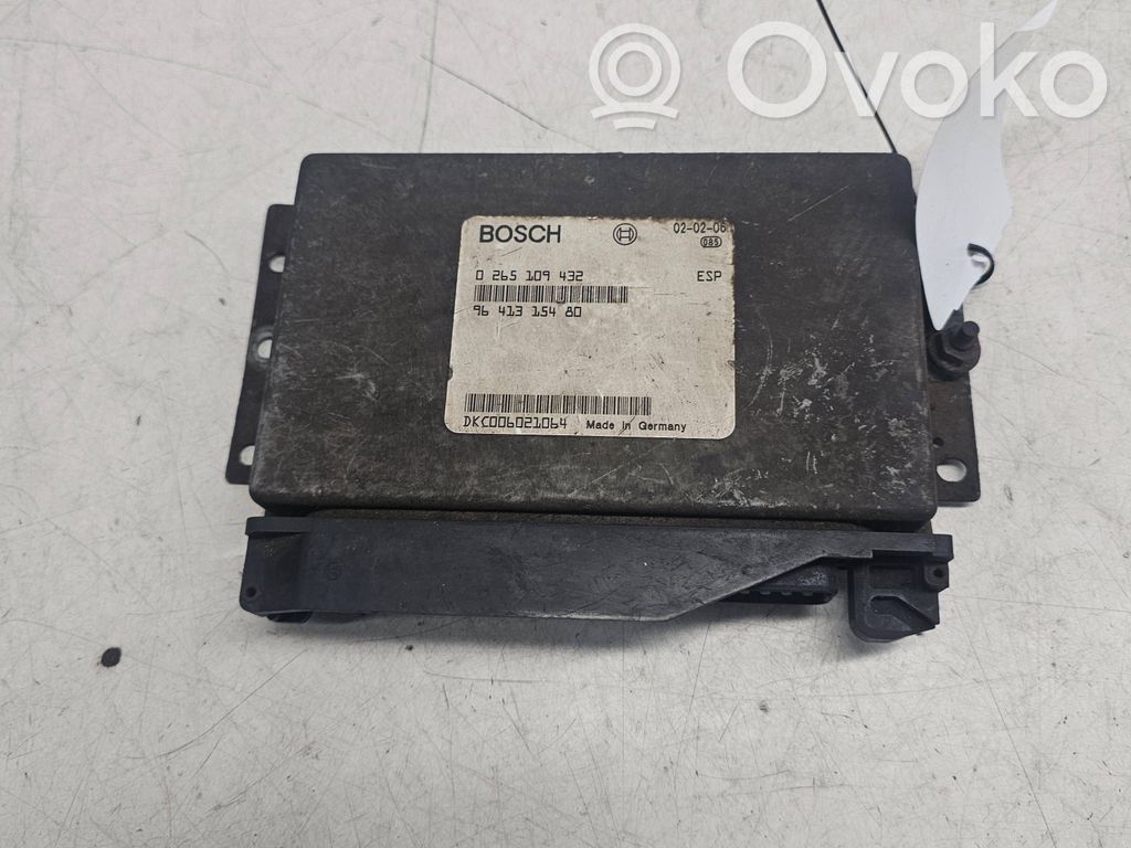 Peugeot 607 ABS control unit/module 