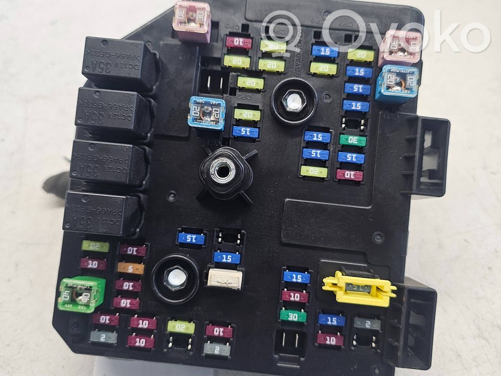 Opel Antara Fuse module 
