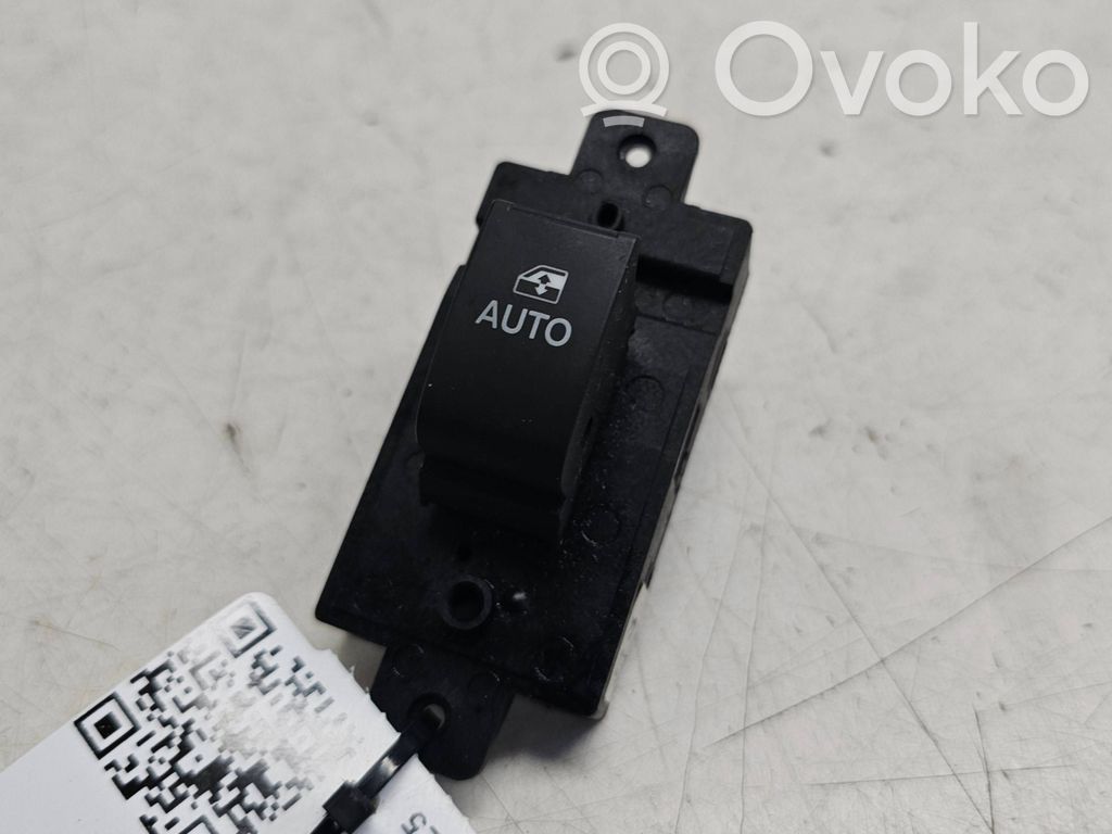 Opel Antara Electric window control switch 