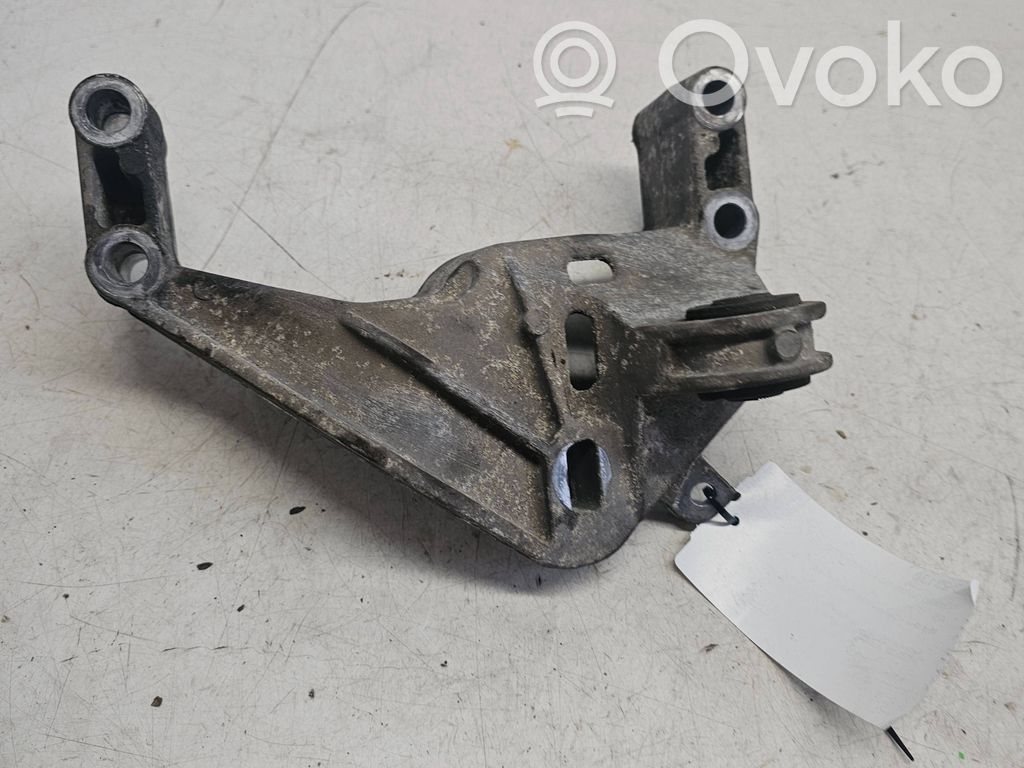Mini One - Cooper R50 - 53 Engine mounting bracket 