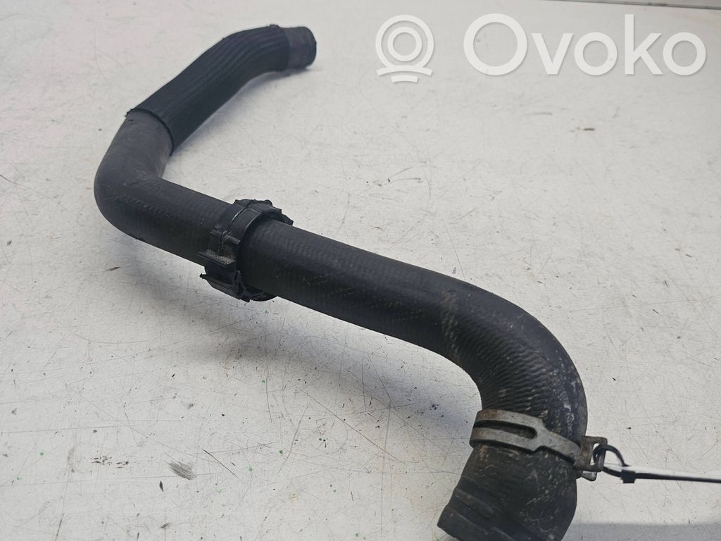 Peugeot 3008 I Engine coolant pipe/hose 