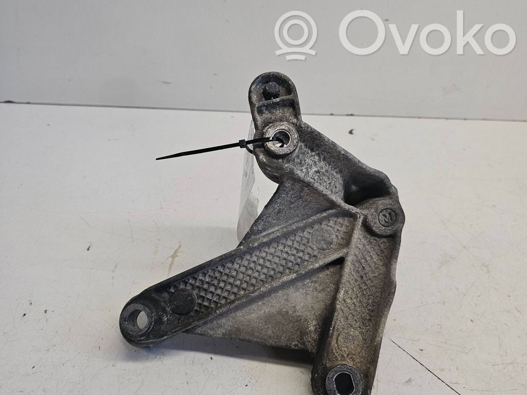 Renault Scenic II -  Grand scenic II Gearbox mounting bracket 
