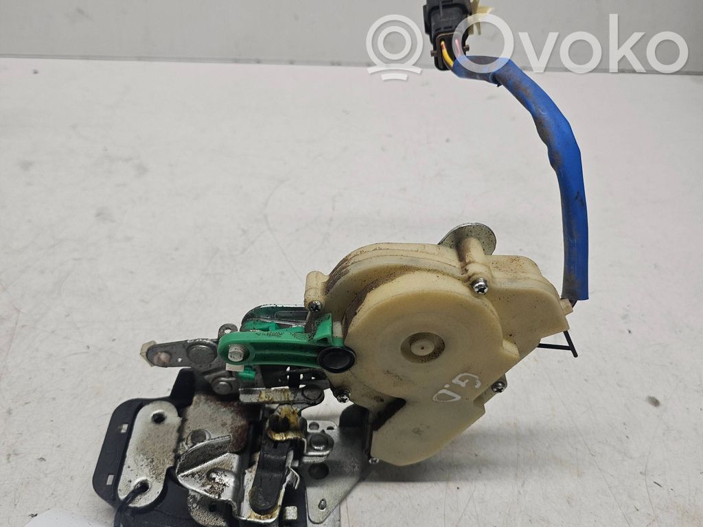 KIA Sorento Rear door lock 
