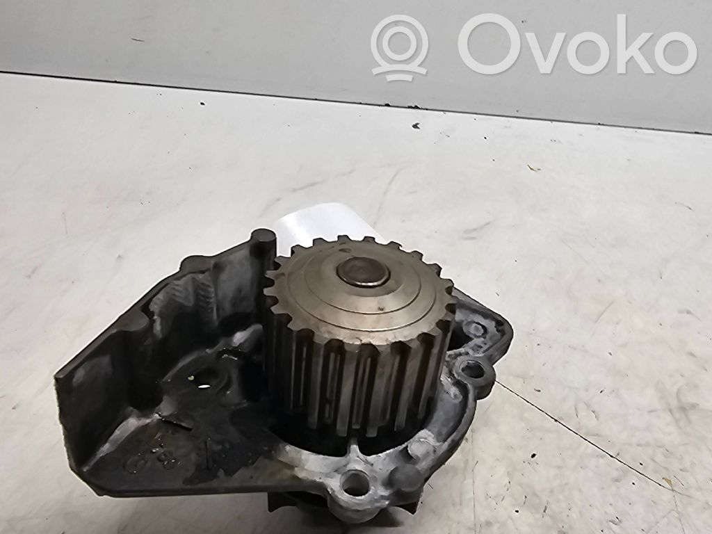 Peugeot 307 Pompe de circulation d'eau 