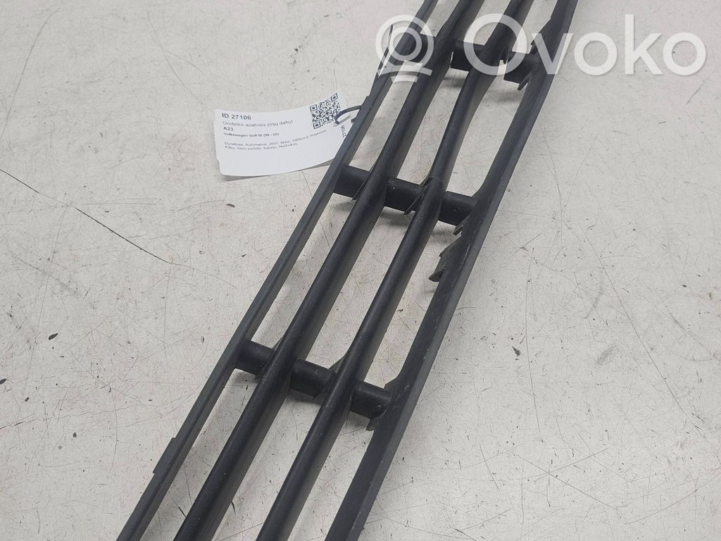 Volkswagen Golf IV Etupuskurin alempi jäähdytinsäleikkö 