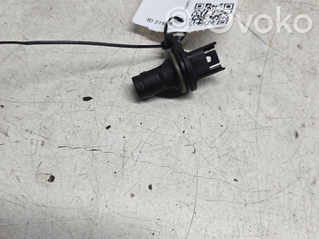 BMW 5 GT F07 Camshaft position sensor 