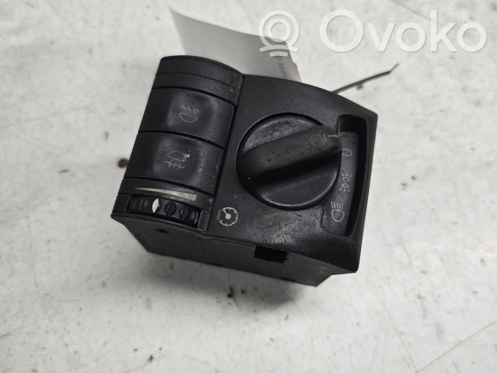 Opel Omega B2 Light switch 