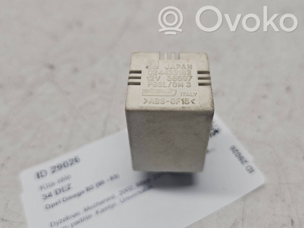 Opel Omega B2 Other relay 