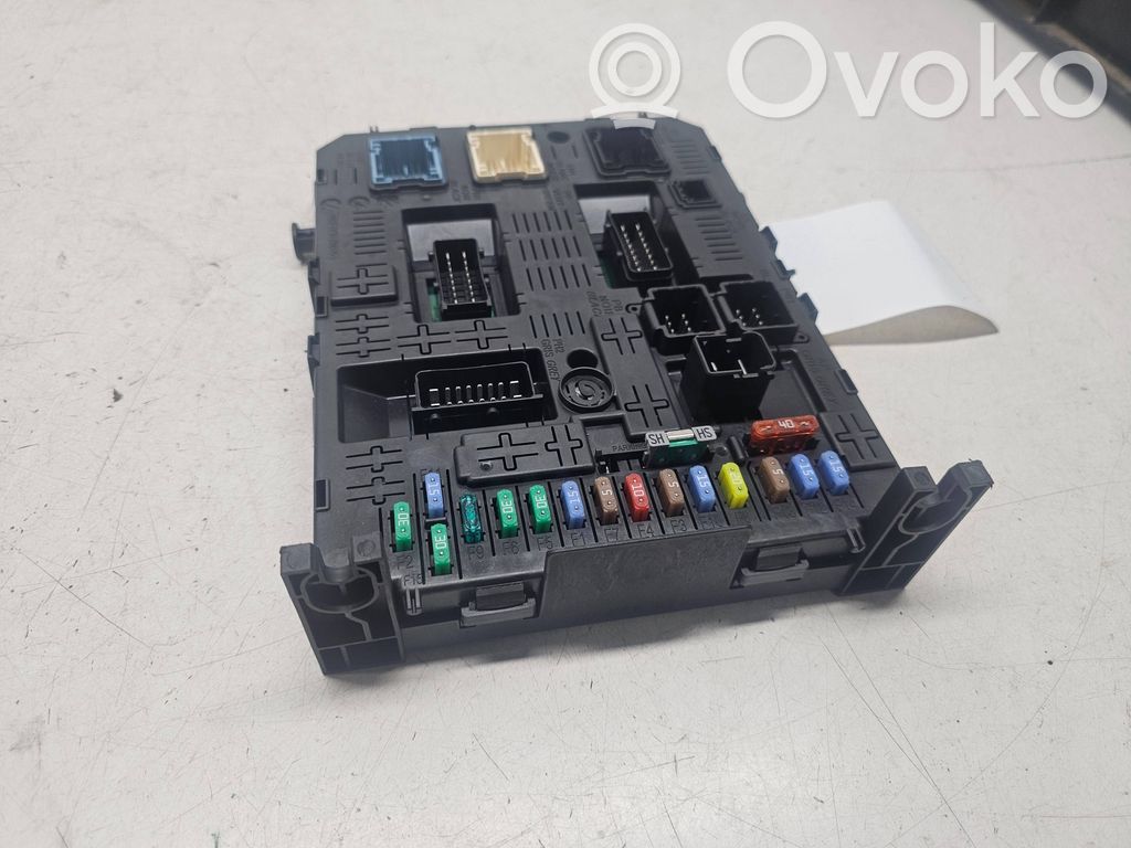 Citroen C4 I Picasso Módulo de fusible 