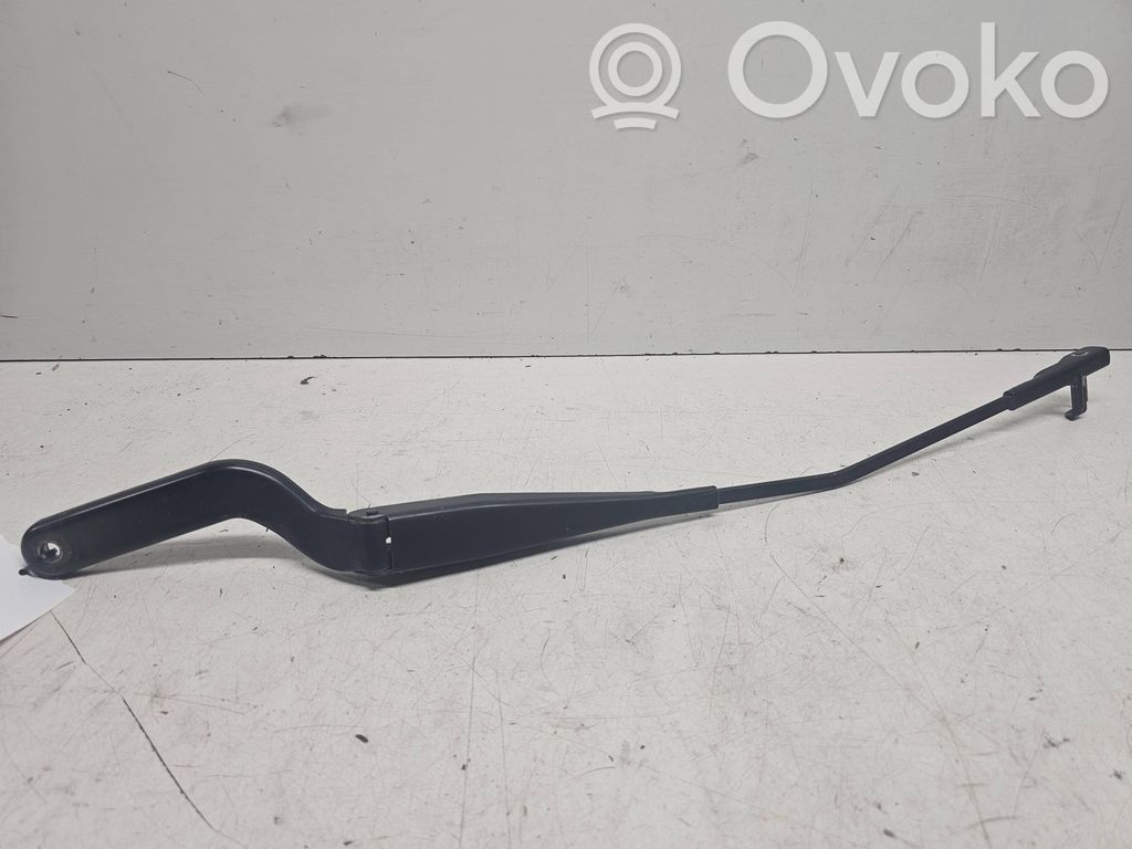 Ford Focus C-MAX Front wiper blade arm 
