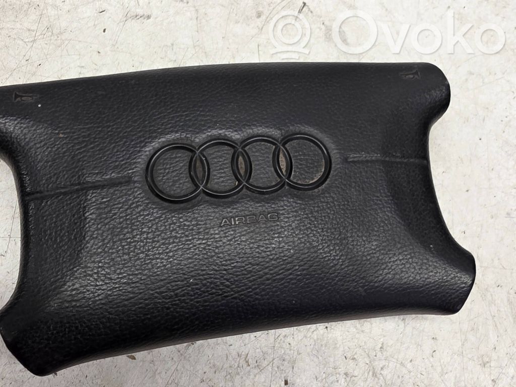 Audi A4 S4 B5 8D Vairo oro pagalvė 