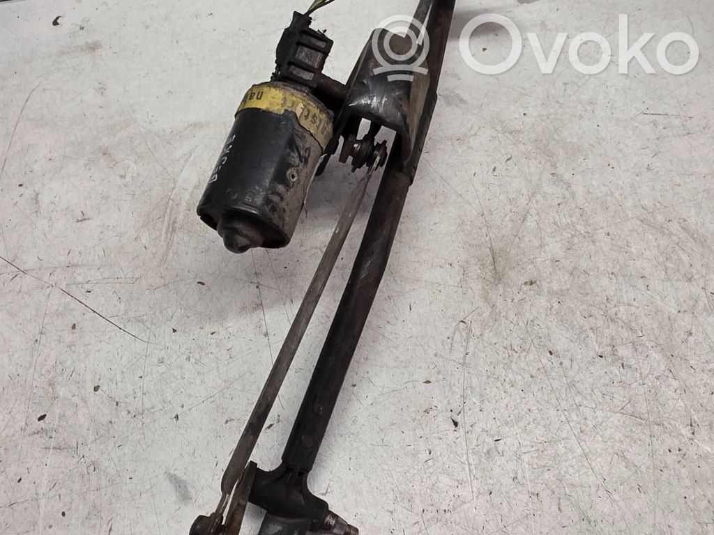 Audi 80 90 B3 Tringlerie et moteur d'essuie-glace avant 