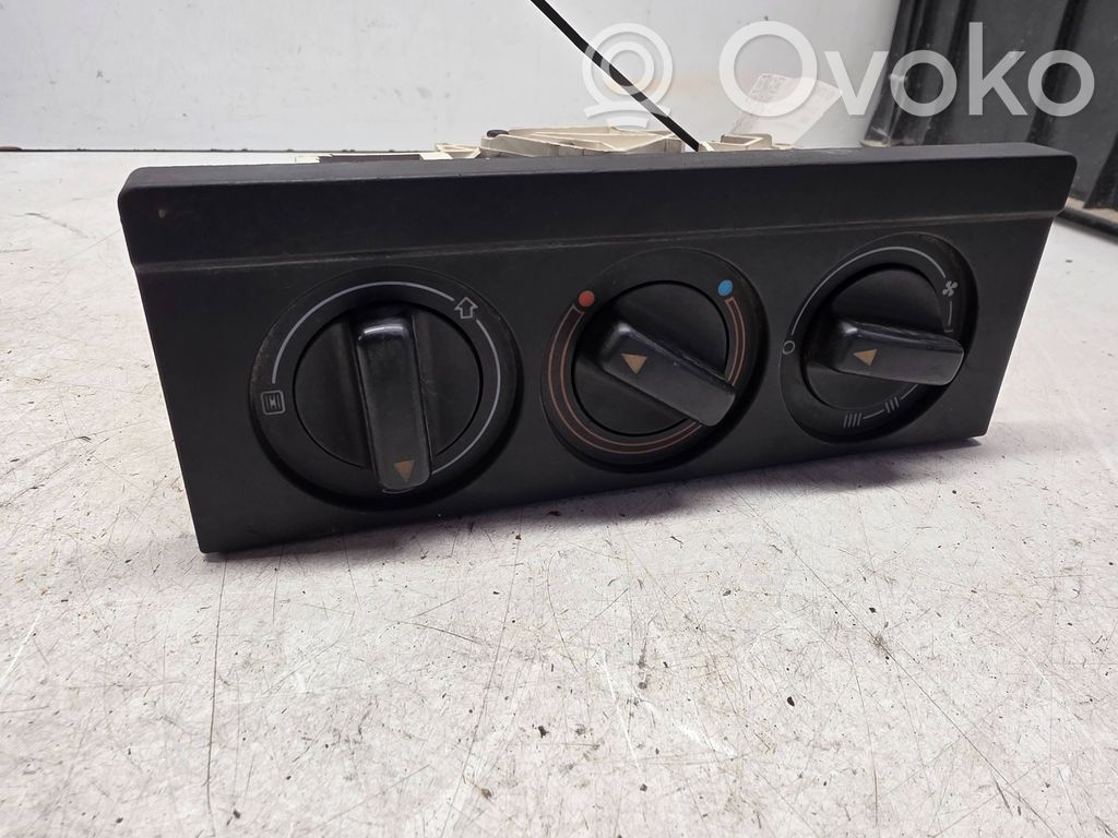 Audi 80 90 B3 Panel klimatyzacji 