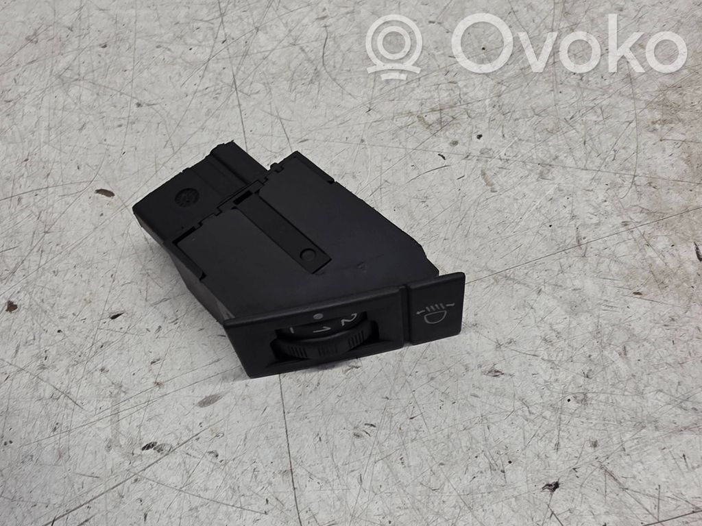 Peugeot 607 Headlight level height control switch 