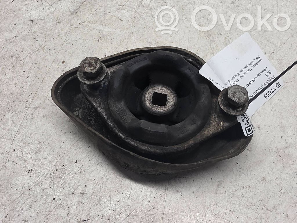 Volkswagen PASSAT B5 Gearbox mount 