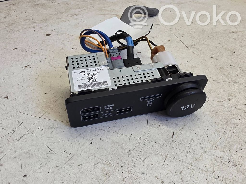 Gniazdo / Złącze USB   FW9319E110AD