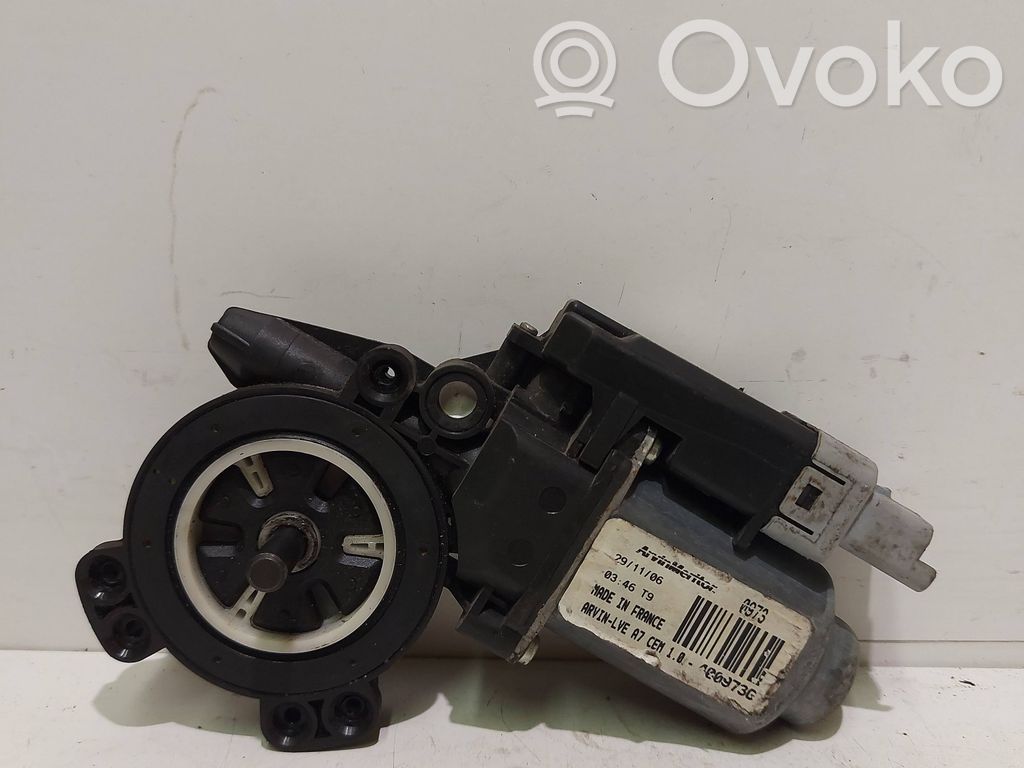 Citroen C3 Front door window regulator with motor 