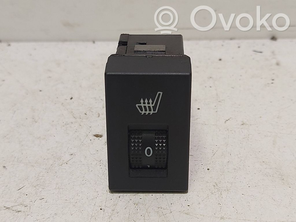 Mazda 3 II Seat heating switch 