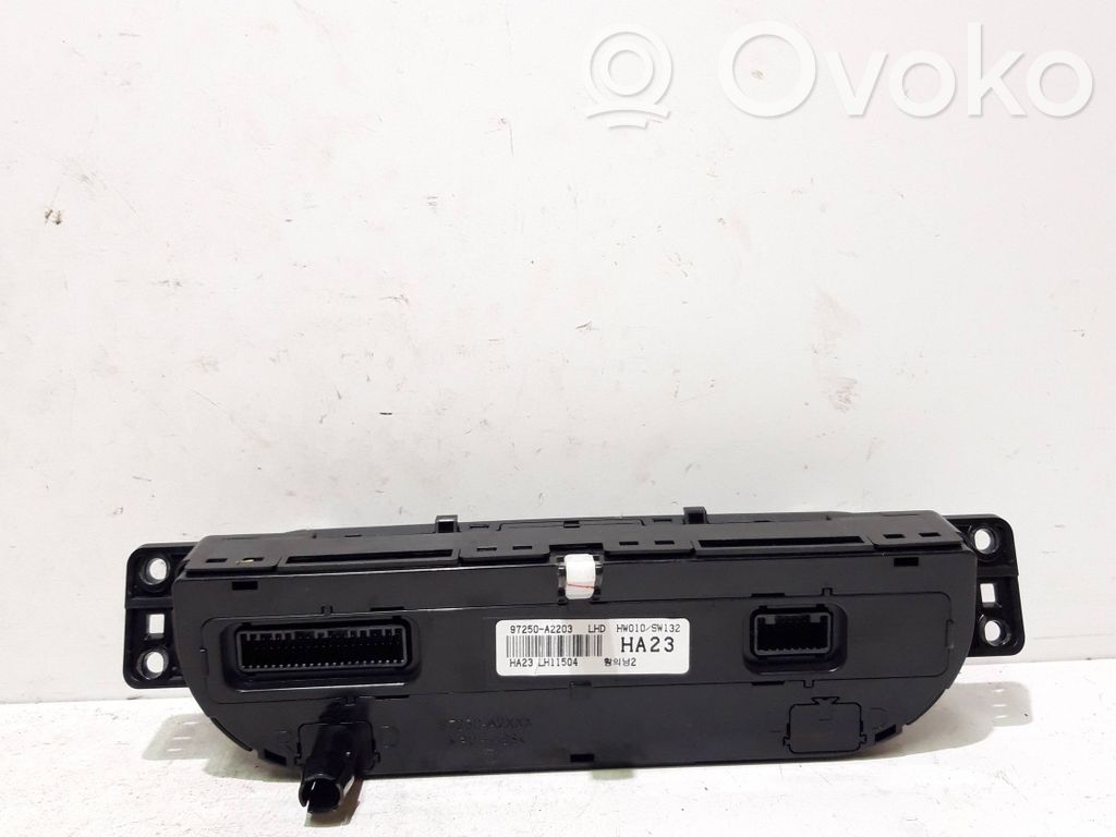 KIA Ceed Climate control unit 