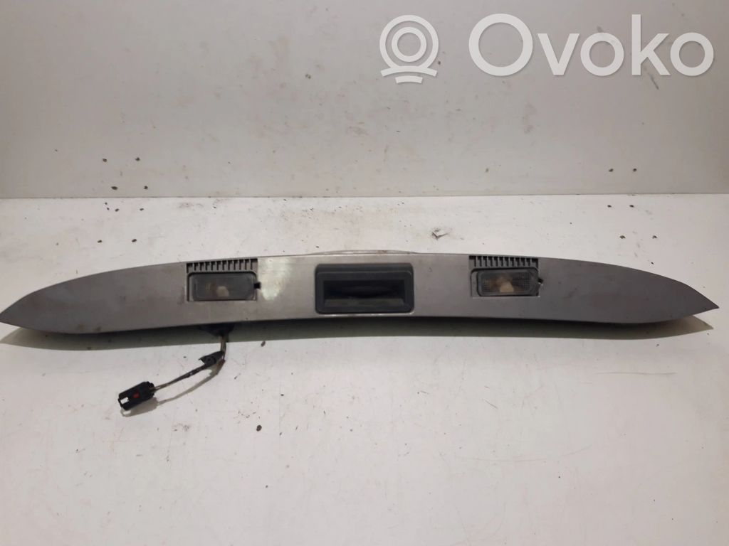 Éclairage de plaque d'immatriculation   AM5110E998DB