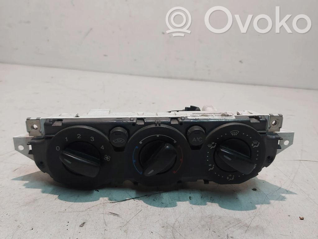 Ford Focus Climate control unit 