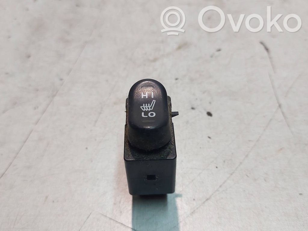 Mitsubishi Colt Seat heating switch 