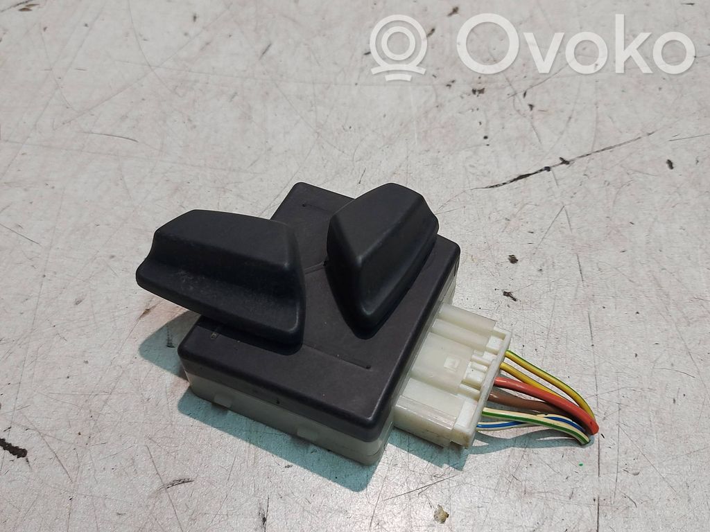 BMW 5 E60 E61 Seat control switch 