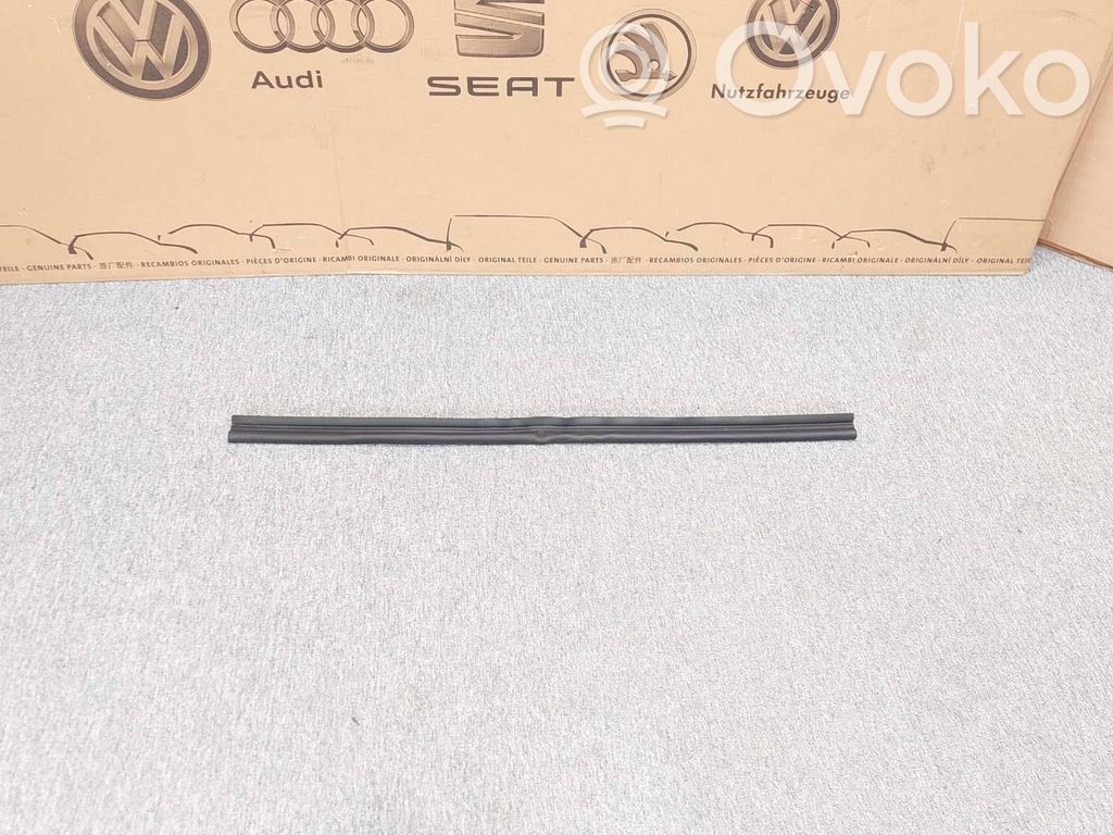 Audi A5 8T 8F Engine compartment rubber 