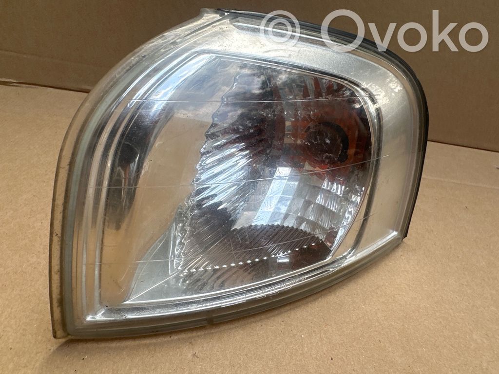 Volvo S80 Front indicator light 