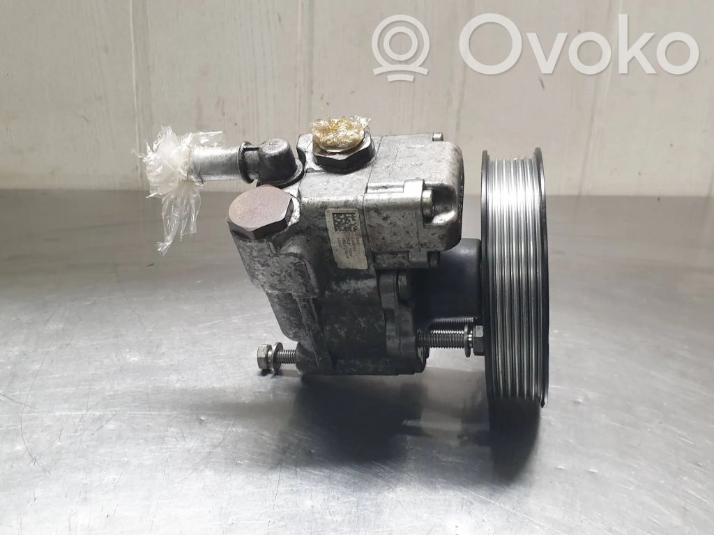 BMW 5 E60 E61 Power steering pump 