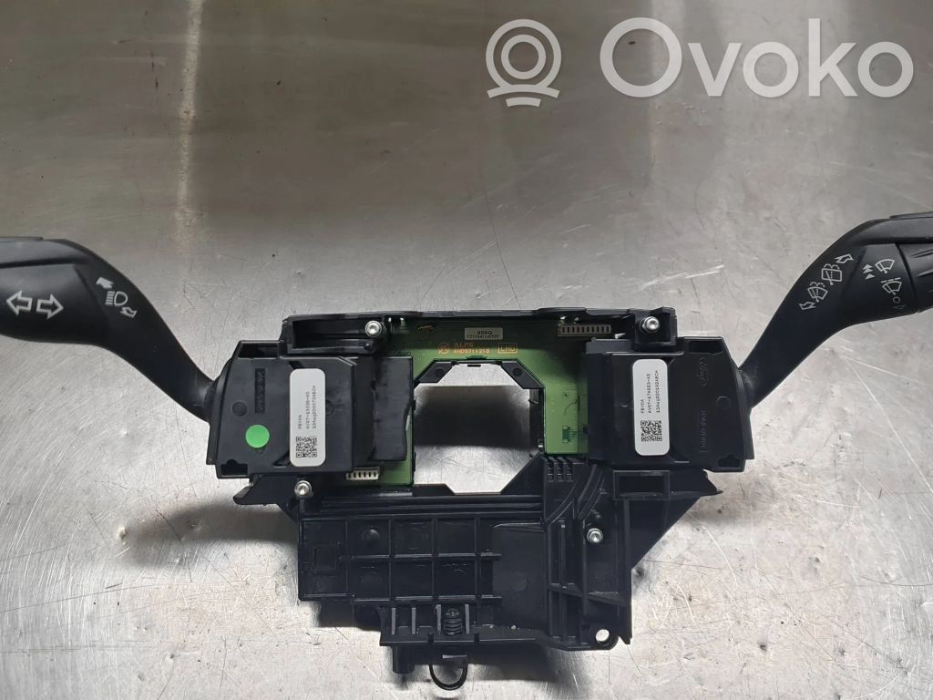 Ford Focus Wiper turn signal indicator stalk/switch 
