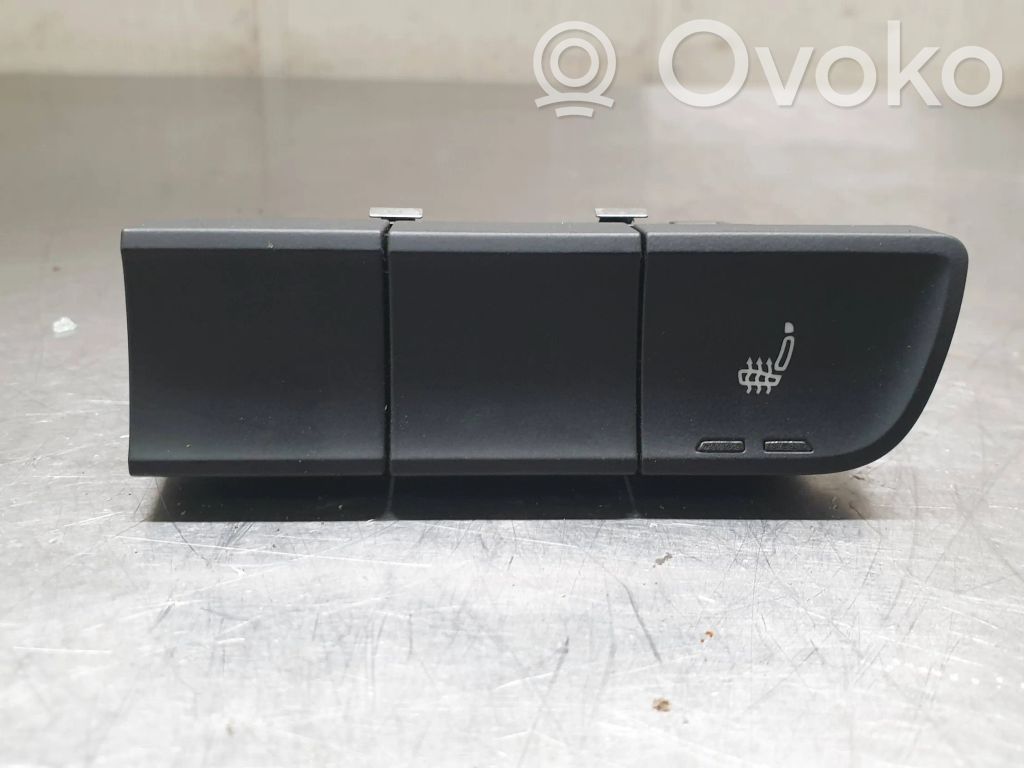 Audi A1 Seat heating switch 