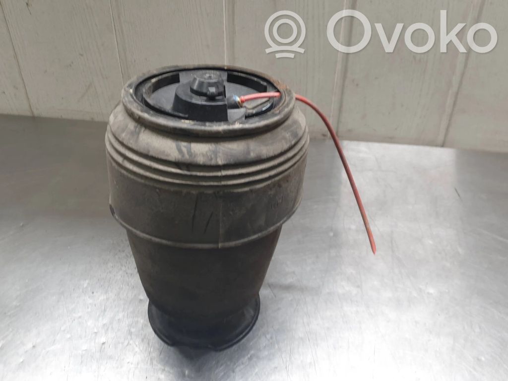 BMW 5 E60 E61 Amortiguador/suspensión neumática trasera 