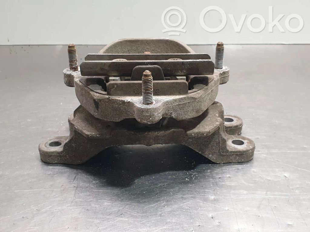 Audi A4 Allroad Engine mount bracket 