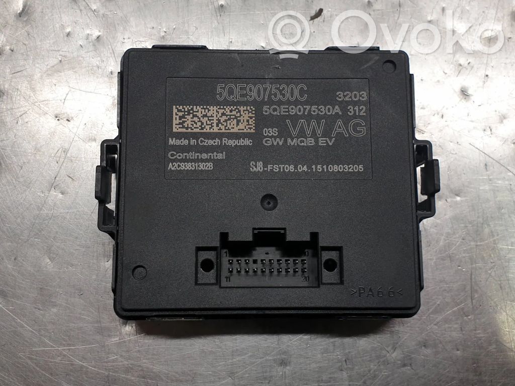 Volkswagen e-Golf Gateway control module 