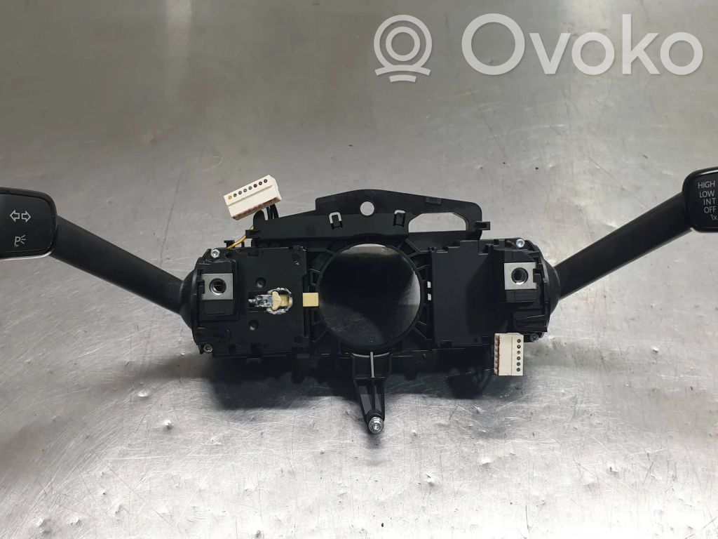Volkswagen e-Golf Interruptor/palanca de limpiador de luz de giro 