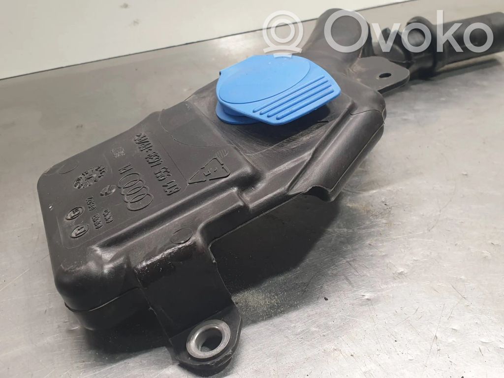 Audi A4 S4 B8 8K Langų skysčio bakelis 