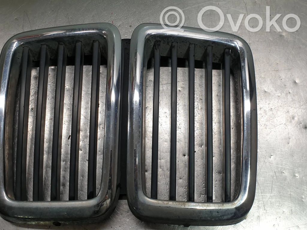 BMW 5 E28 Front grill 
