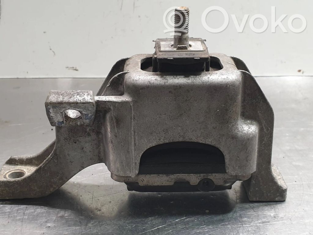 Mini One - Cooper Coupe R56 Engine mount bracket 