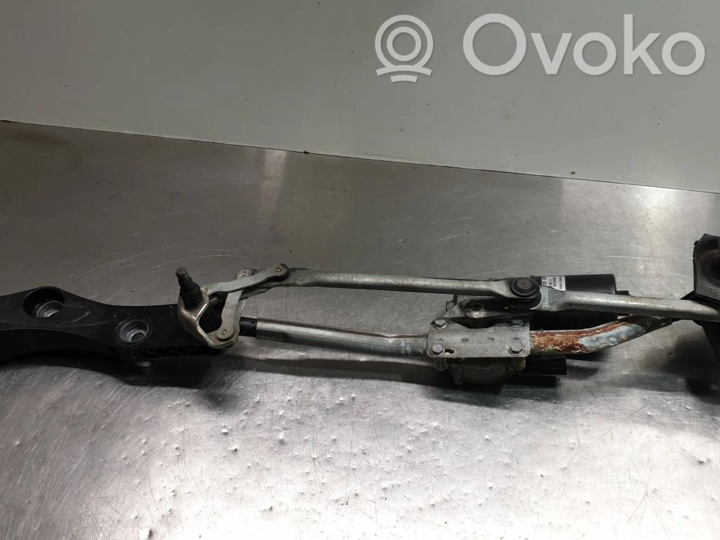 BMW 5 E60 E61 Front wiper linkage and motor 