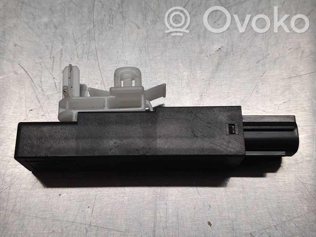Mazda 6 Aerial antenna amplifier 