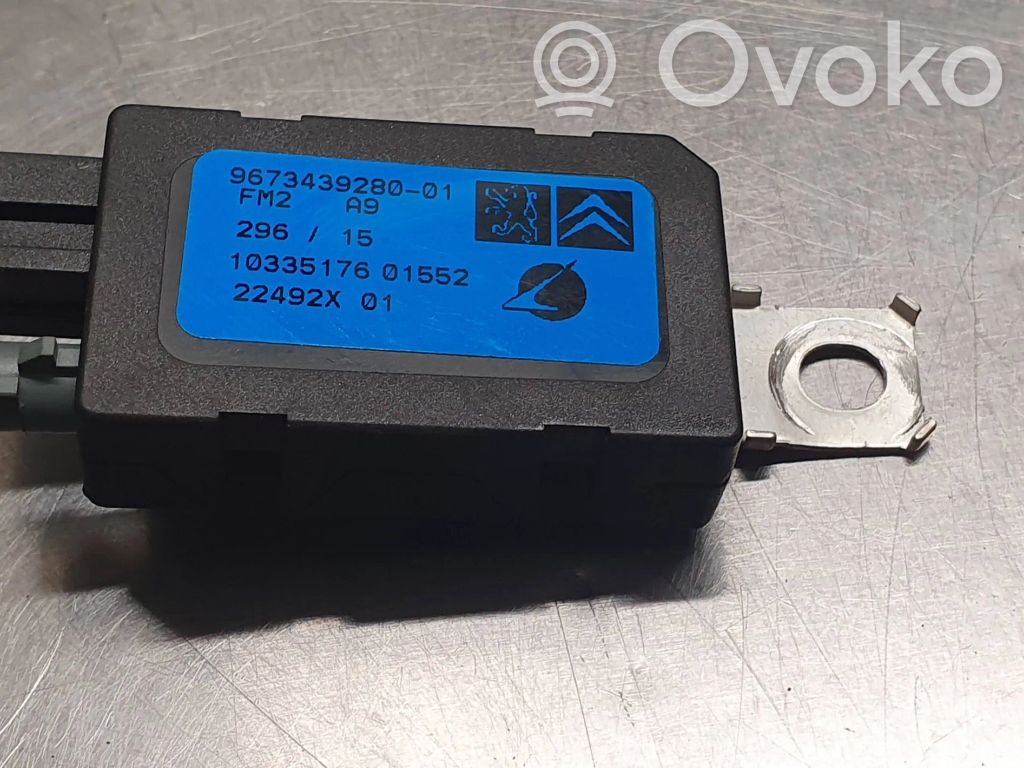 Amplificator antenă aeriană   9673439280