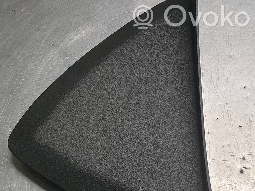 Ford Focus Moldura del extremo lateral de panel 