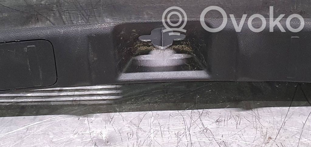 Mitsubishi Outlander Protector del borde del maletero/compartimento de carga 