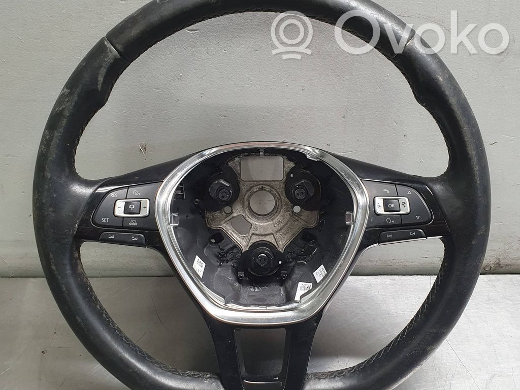 Volkswagen PASSAT B6 Steering wheel 