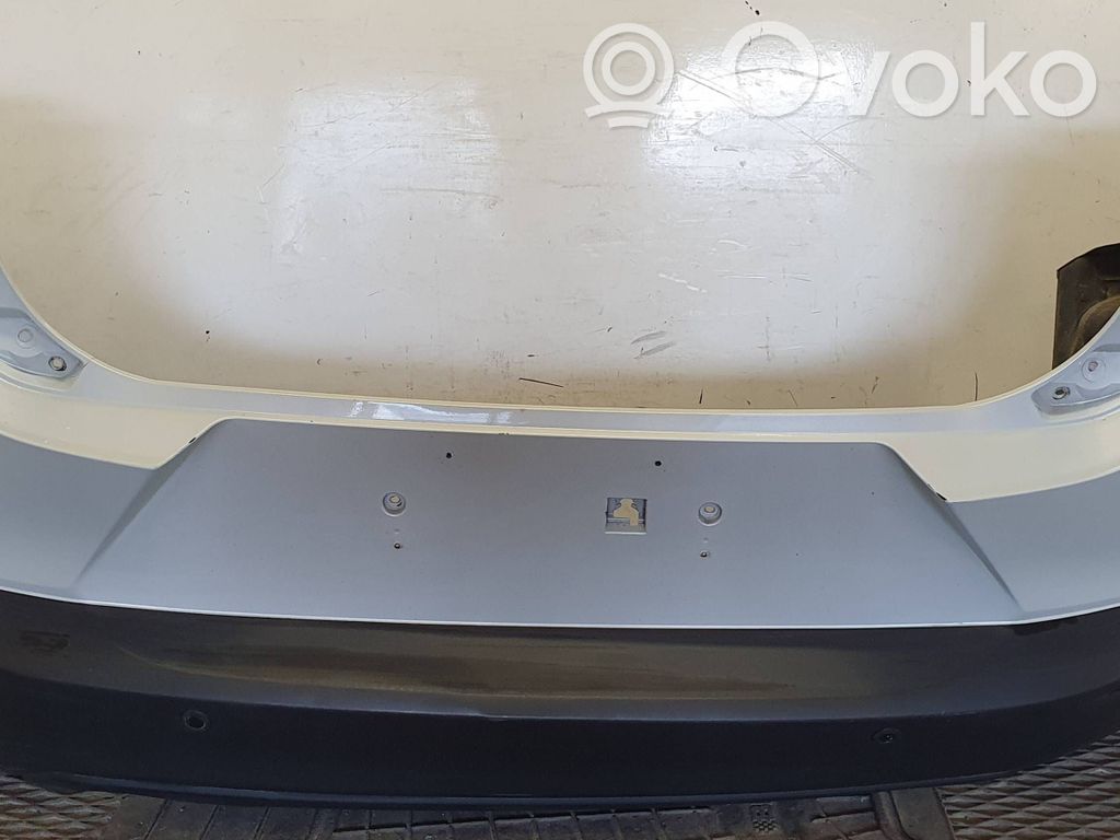 Bamperis   D10J50221,X380