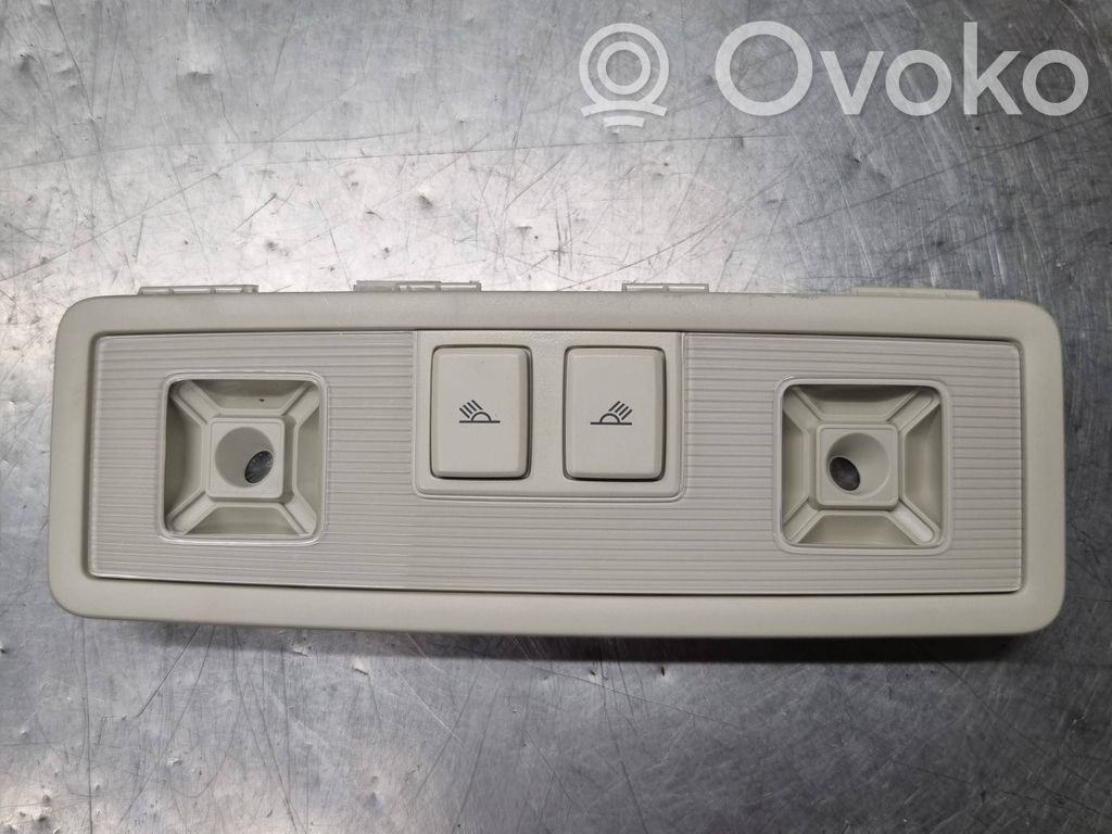 Volkswagen PASSAT B8 Rear seat light 