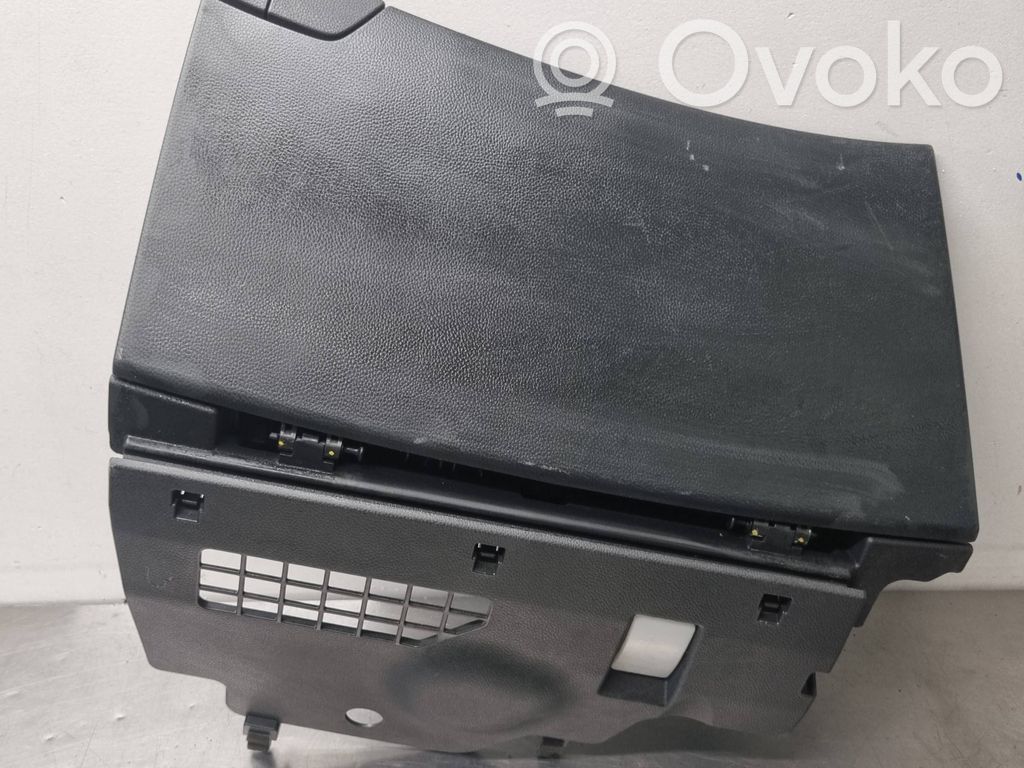 Hyundai i40 Handschuhfach 