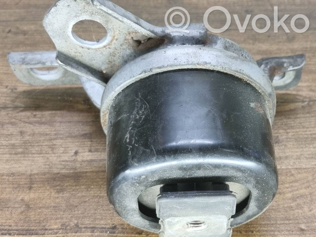 Volvo XC60 Engine mount bracket 