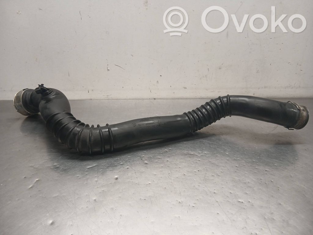 BMW 3 E90 E91 Välijäähdyttimen letku 